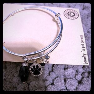 Puppy 🐶 🐾 print bangle 🖤🤍🖤🤍